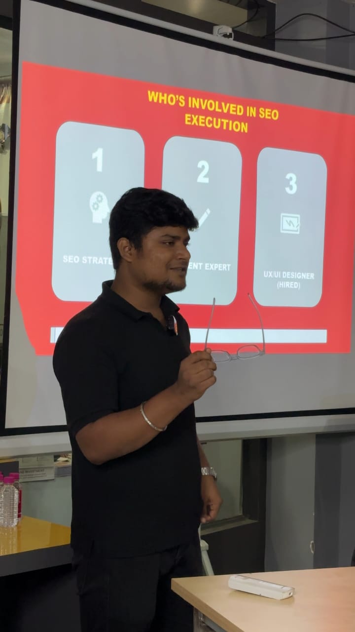 Rajat as SEO expert taking an session regarding client handling and AI seo